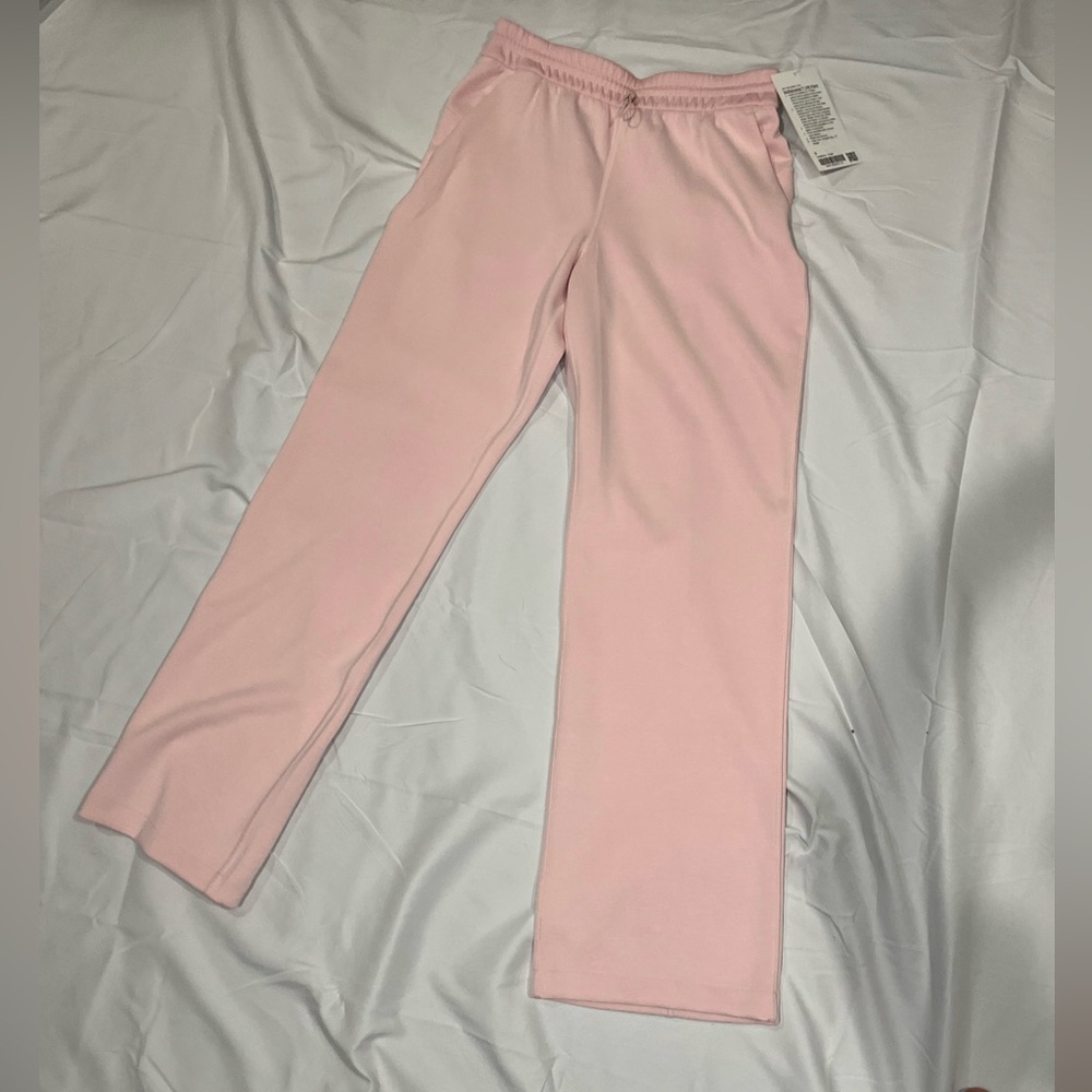 NWT Lululemon size 8 Softstreme HR Pant in Flush Pink (FUSP)